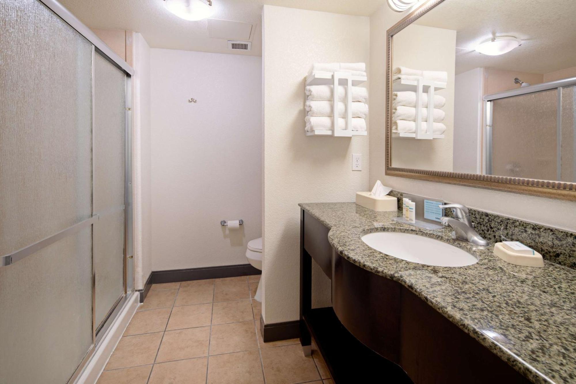 Hampton Inn And Suites Bakersfield / Highway 58 Εξωτερικό φωτογραφία